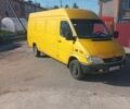 Желтый Мерседес Sprinter, объемом двигателя 2.15 л и пробегом 6 тыс. км за 4700 $, фото 1 на Automoto.ua