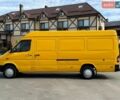 Желтый Мерседес Sprinter, объемом двигателя 2.2 л и пробегом 580 тыс. км за 7999 $, фото 7 на Automoto.ua