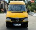 Желтый Мерседес Sprinter, объемом двигателя 2.2 л и пробегом 580 тыс. км за 7999 $, фото 1 на Automoto.ua