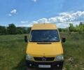 Желтый Мерседес Sprinter, объемом двигателя 2.15 л и пробегом 429 тыс. км за 6700 $, фото 1 на Automoto.ua