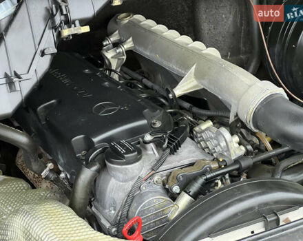 Желтый Мерседес Sprinter, объемом двигателя 2.7 л и пробегом 370 тыс. км за 10700 $, фото 51 на Automoto.ua