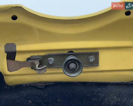 Желтый Мерседес Sprinter, объемом двигателя 2.7 л и пробегом 370 тыс. км за 10700 $, фото 56 на Automoto.ua