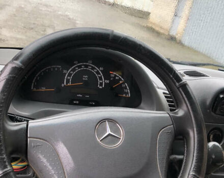 Желтый Мерседес Sprinter, объемом двигателя 2.15 л и пробегом 552 тыс. км за 4000 $, фото 6 на Automoto.ua