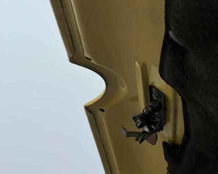 Желтый Мерседес Sprinter, объемом двигателя 2.7 л и пробегом 370 тыс. км за 10700 $, фото 57 на Automoto.ua