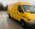 Желтый Мерседес Sprinter, объемом двигателя 2.2 л и пробегом 530 тыс. км за 4000 $, фото 1 на Automoto.ua