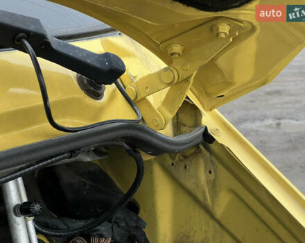 Желтый Мерседес Sprinter, объемом двигателя 2.7 л и пробегом 370 тыс. км за 10700 $, фото 54 на Automoto.ua