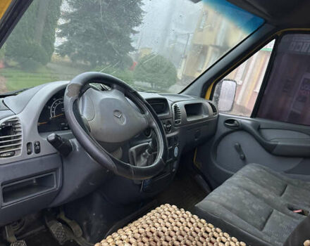 Желтый Мерседес Sprinter, объемом двигателя 2.15 л и пробегом 555 тыс. км за 8000 $, фото 10 на Automoto.ua