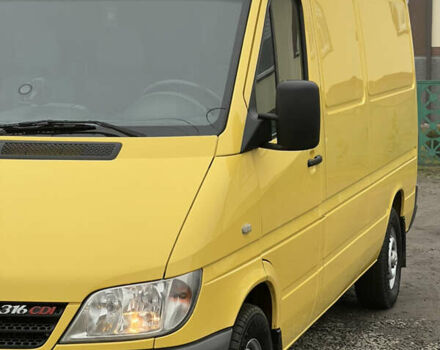 Желтый Мерседес Sprinter, объемом двигателя 2.7 л и пробегом 370 тыс. км за 10700 $, фото 6 на Automoto.ua