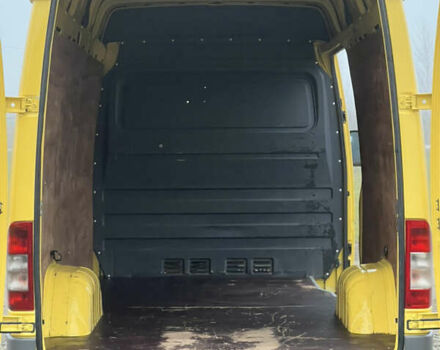 Желтый Мерседес Sprinter, объемом двигателя 2.7 л и пробегом 370 тыс. км за 10700 $, фото 33 на Automoto.ua