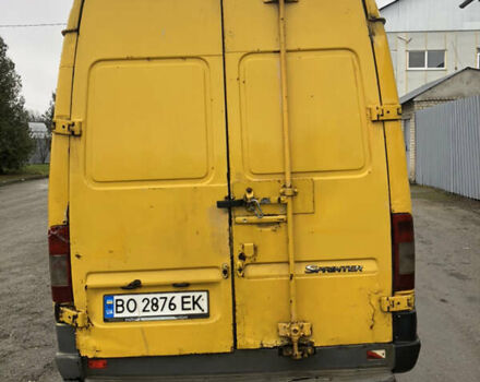 Желтый Мерседес Sprinter, объемом двигателя 2.15 л и пробегом 552 тыс. км за 4000 $, фото 2 на Automoto.ua