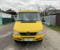 Желтый Мерседес Sprinter, объемом двигателя 2.15 л и пробегом 500 тыс. км за 6200 $, фото 2 на Automoto.ua