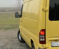 Желтый Мерседес Sprinter, объемом двигателя 2.7 л и пробегом 370 тыс. км за 10700 $, фото 15 на Automoto.ua