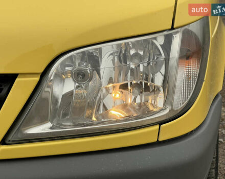 Желтый Мерседес Sprinter, объемом двигателя 2.7 л и пробегом 370 тыс. км за 10700 $, фото 44 на Automoto.ua