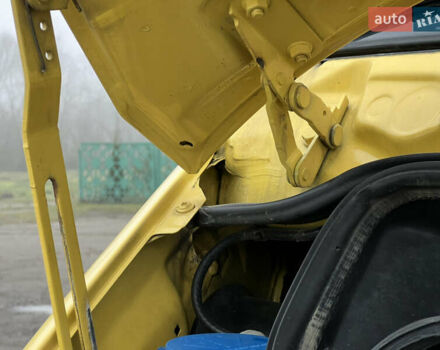 Желтый Мерседес Sprinter, объемом двигателя 2.7 л и пробегом 370 тыс. км за 10700 $, фото 55 на Automoto.ua