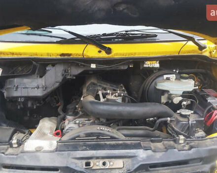 Жовтий Мерседес Sprinter, об'ємом двигуна 2.2 л та пробігом 272 тис. км за 7900 $, фото 3 на Automoto.ua