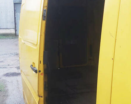 Жовтий Мерседес Sprinter, об'ємом двигуна 2.2 л та пробігом 272 тис. км за 7900 $, фото 7 на Automoto.ua