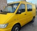 Желтый Мерседес Sprinter, объемом двигателя 2.1 л и пробегом 573 тыс. км за 5700 $, фото 6 на Automoto.ua