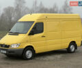 Желтый Мерседес Sprinter, объемом двигателя 2.7 л и пробегом 370 тыс. км за 10700 $, фото 8 на Automoto.ua