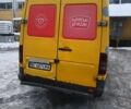 Желтый Мерседес Sprinter, объемом двигателя 2.2 л и пробегом 500 тыс. км за 5500 $, фото 2 на Automoto.ua