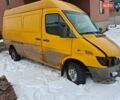 Желтый Мерседес Sprinter, объемом двигателя 2.1 л и пробегом 360 тыс. км за 4200 $, фото 5 на Automoto.ua