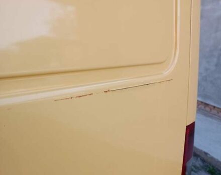 Желтый Мерседес Sprinter, объемом двигателя 0 л и пробегом 511 тыс. км за 11000 $, фото 9 на Automoto.ua
