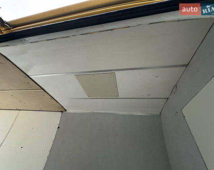 Жовтий Мерседес Sprinter, об'ємом двигуна 0 л та пробігом 175 тис. км за 22750 $, фото 28 на Automoto.ua