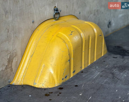 Мерседес Sprinter 2006 у Рівному на Automoto.ua Жовтий Мерседес Sprinter, об'ємом двигуна 2.2 л та пробігом 377 тис. км за 11450 $, фото 45 на Automoto.ua