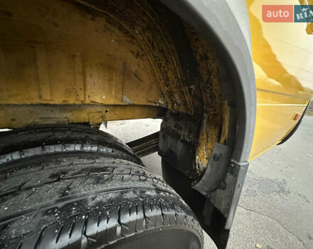 Жовтий Мерседес Sprinter, об'ємом двигуна 0 л та пробігом 175 тис. км за 22750 $, фото 8 на Automoto.ua