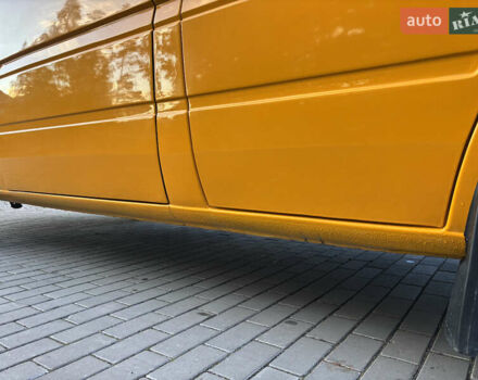 Мерседес Sprinter 2006 у Рівному на Automoto.ua Жовтий Мерседес Sprinter, об'ємом двигуна 2.2 л та пробігом 377 тис. км за 11450 $, фото 19 на Automoto.ua