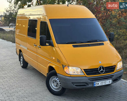 Мерседес Sprinter 2006 у Рівному на Automoto.ua Жовтий Мерседес Sprinter, об'ємом двигуна 2.2 л та пробігом 377 тис. км за 11450 $, фото 6 на Automoto.ua