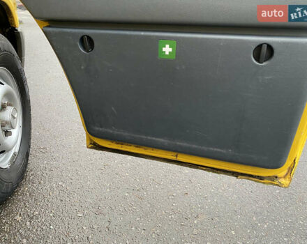 Жовтий Мерседес Sprinter, об'ємом двигуна 2.1 л та пробігом 380 тис. км за 8950 $, фото 26 на Automoto.ua