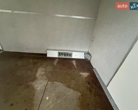 Жовтий Мерседес Sprinter, об'ємом двигуна 0 л та пробігом 175 тис. км за 22750 $, фото 31 на Automoto.ua