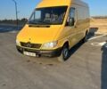 Жовтий Мерседес Sprinter, об'ємом двигуна 2.2 л та пробігом 420 тис. км за 11500 $, фото 1 на Automoto.ua