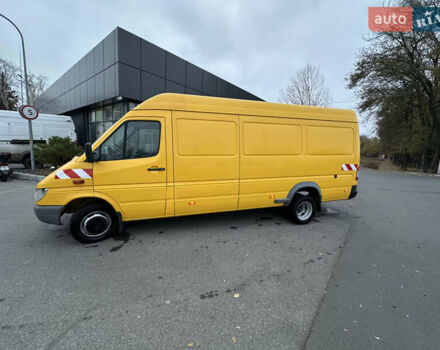 Жовтий Мерседес Sprinter, об'ємом двигуна 0 л та пробігом 175 тис. км за 22750 $, фото 1 на Automoto.ua