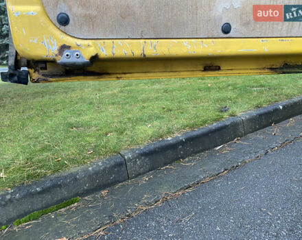 Жовтий Мерседес Sprinter, об'ємом двигуна 2.1 л та пробігом 380 тис. км за 8950 $, фото 28 на Automoto.ua