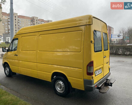 Жовтий Мерседес Sprinter, об'ємом двигуна 2.1 л та пробігом 380 тис. км за 8950 $, фото 71 на Automoto.ua
