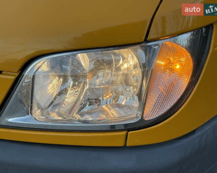 Мерседес Sprinter 2006 у Рівному на Automoto.ua Жовтий Мерседес Sprinter, об'ємом двигуна 2.2 л та пробігом 377 тис. км за 11450 $, фото 26 на Automoto.ua