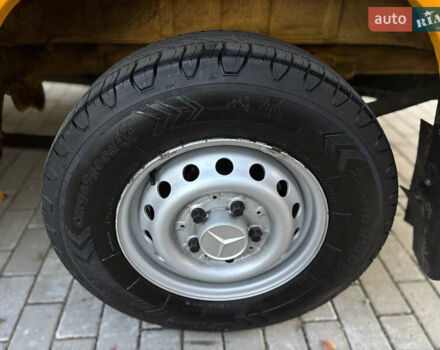 Мерседес Sprinter 2006 у Рівному на Automoto.ua Жовтий Мерседес Sprinter, об'ємом двигуна 2.2 л та пробігом 377 тис. км за 11450 $, фото 58 на Automoto.ua