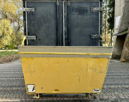 Жовтий Мерседес Sprinter, об'ємом двигуна 2.2 л та пробігом 495 тис. км за 6700 $, фото 10 на Automoto.ua