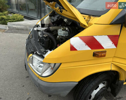 Жовтий Мерседес Sprinter, об'ємом двигуна 0 л та пробігом 175 тис. км за 22750 $, фото 40 на Automoto.ua