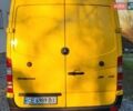 Желтый Мерседес Sprinter, объемом двигателя 2.15 л и пробегом 698 тыс. км за 12700 $, фото 1 на Automoto.ua