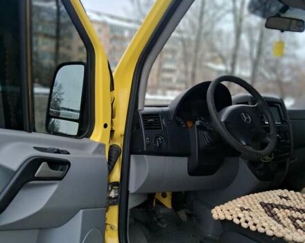 Желтый Мерседес Sprinter, объемом двигателя 3 л и пробегом 340 тыс. км за 24500 $, фото 5 на Automoto.ua
