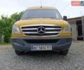 Желтый Мерседес Sprinter, объемом двигателя 2.99 л и пробегом 430 тыс. км за 18488 $, фото 1 на Automoto.ua