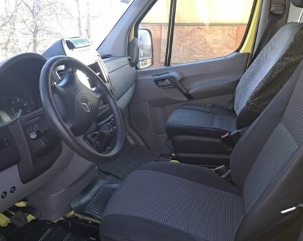 Жовтий Мерседес Sprinter, об'ємом двигуна 2.2 л та пробігом 350 тис. км за 7000 $, фото 4 на Automoto.ua