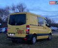 Желтый Мерседес Sprinter, объемом двигателя 2.14 л и пробегом 325 тыс. км за 8700 $, фото 5 на Automoto.ua