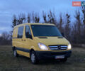 Желтый Мерседес Sprinter, объемом двигателя 2.14 л и пробегом 325 тыс. км за 8700 $, фото 1 на Automoto.ua