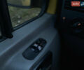 Желтый Мерседес Sprinter, объемом двигателя 2.14 л и пробегом 325 тыс. км за 8700 $, фото 13 на Automoto.ua