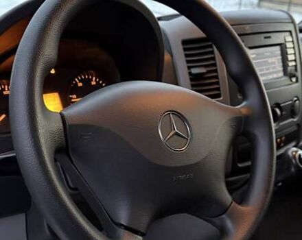 Желтый Мерседес Sprinter, объемом двигателя 2.2 л и пробегом 138 тыс. км за 25000 $, фото 29 на Automoto.ua