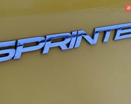 Желтый Мерседес Sprinter, объемом двигателя 2.2 л и пробегом 138 тыс. км за 25000 $, фото 13 на Automoto.ua
