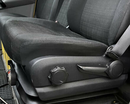 Жовтий Мерседес Sprinter, об'ємом двигуна 2.14 л та пробігом 468 тис. км за 15500 $, фото 7 на Automoto.ua